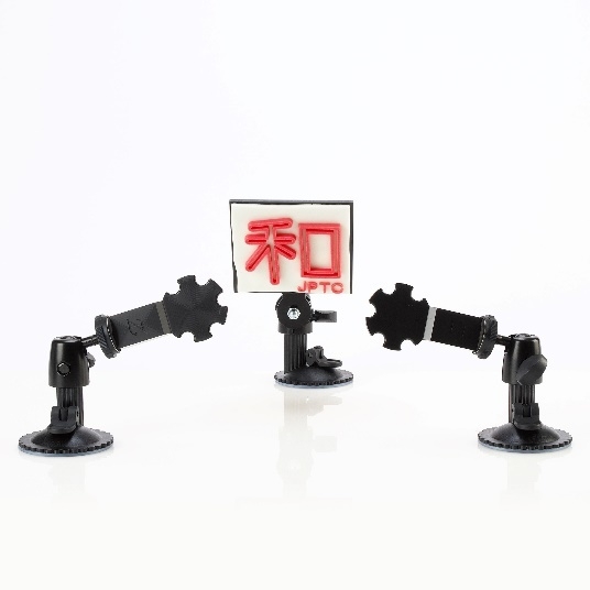 金沢大学共同開発。内視鏡下手術の手ブレ矯正トレーニング機器