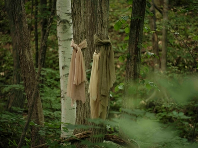 ニセコの森が、ショールになる。 SHOKAY × DGBH　 『森染めショール』母の日キャンペーンを5月5日まで開催