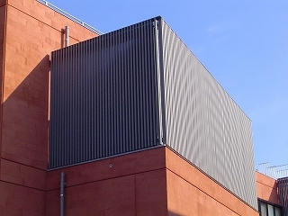 合成木材ルーバー