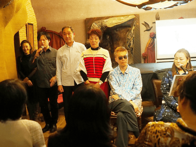 左から期君路参（嶋津美紀、伊東和哉、齊藤義久、石井ひとみ））、GOD、SIZUKU