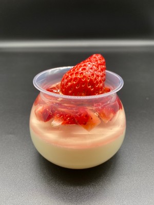ごろっと完熟 いちごプリン(税込420円)
