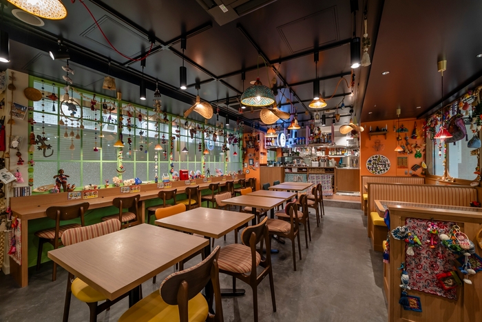 タイ料理研究所 エキュート赤羽みなみ店 内観