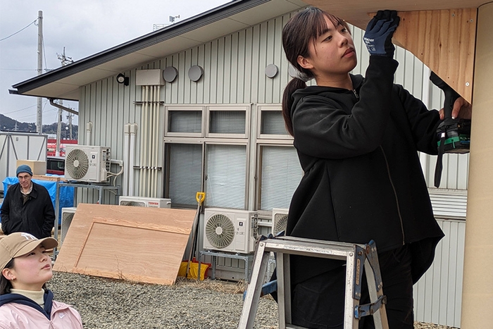 輪島市 3月8-11日にかけて仮設工房を建設