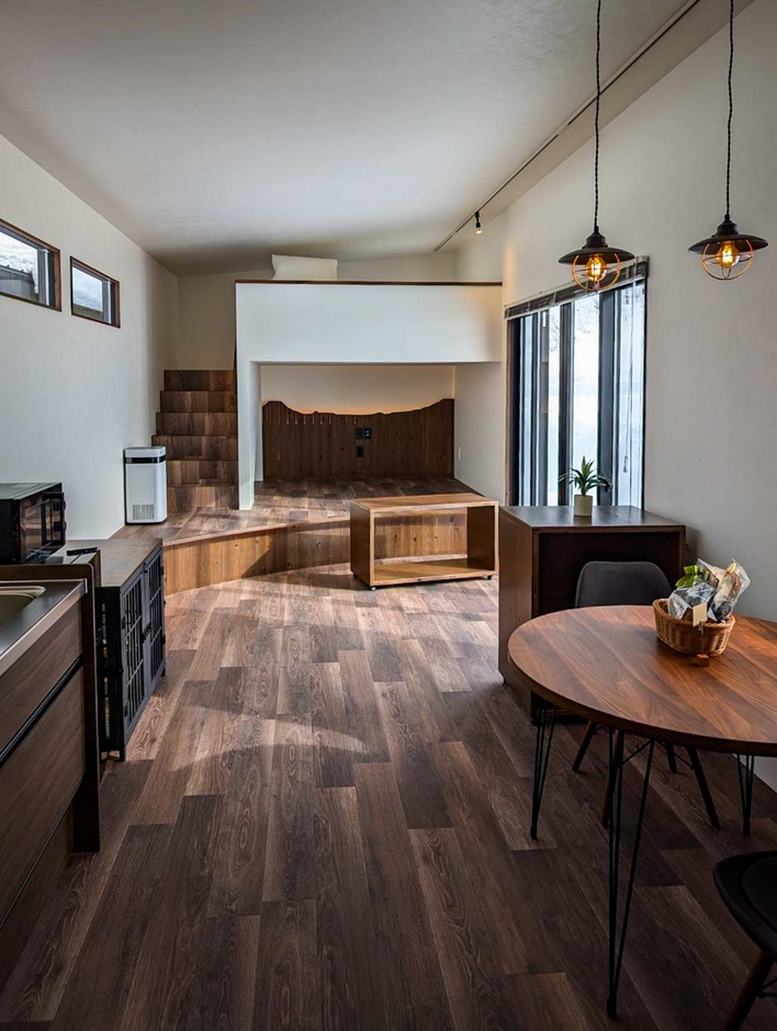 トレーラー内観