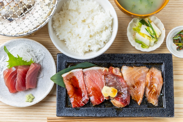 本日のまぐろカルビ定食