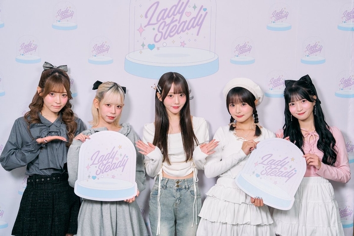 Onephony×WEGO 特別衣装