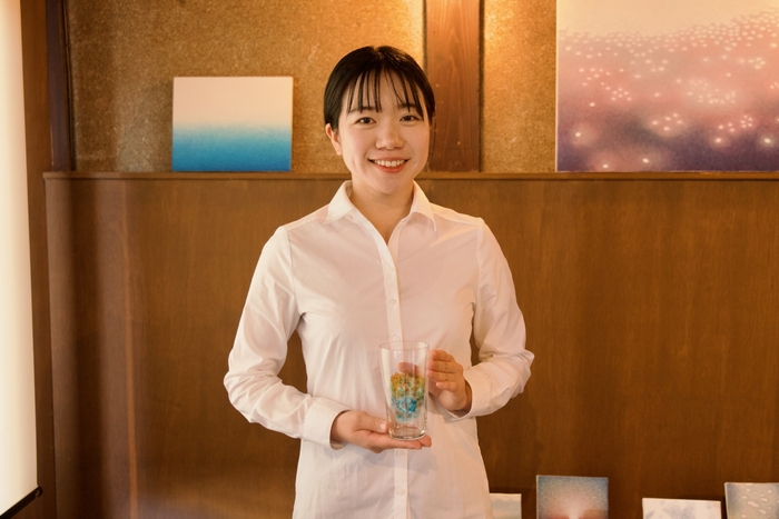 長浜在住のアーティスト「仁藤里誉渚」。発酵カフェ&アトリエ コナレルにて制作活動中。