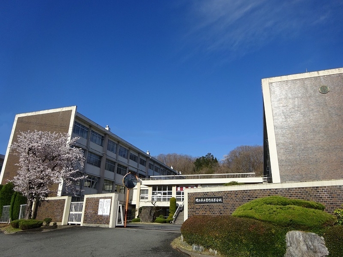 埼玉県立皆野高等学校　外観