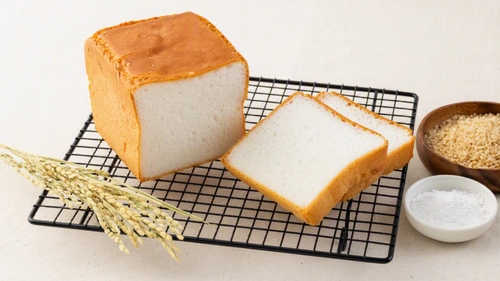 熊本製粉、製パン用途の新たな米粉「コメトワ」を発売 ふくらみの良さと食感の広がりを生む“新たな選択肢”に