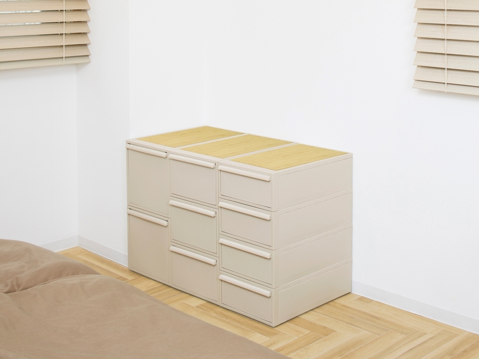 ベージュ×竹製天板