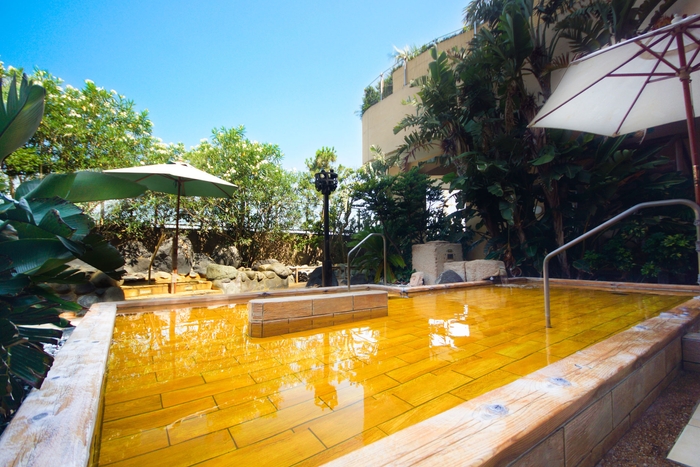 露天風呂(女性ひのき)