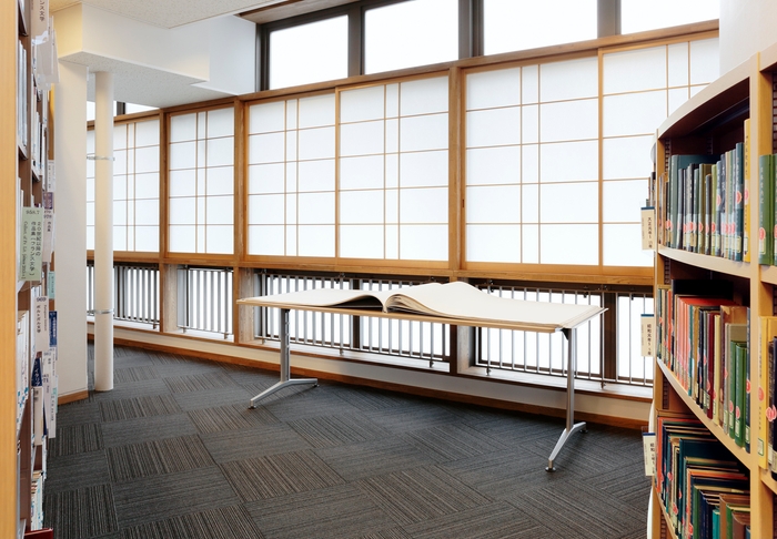 藤本 由紀夫 《TURN OVER /L》2012年 作家蔵/撮影:椎木 静寧