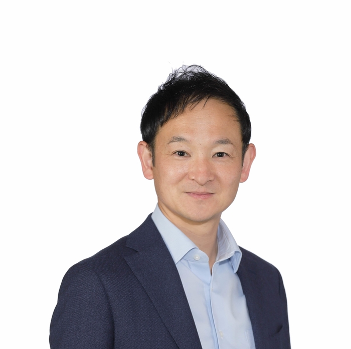 LINE Fukuoka株式会社 取締役COO 鈴木 優輔