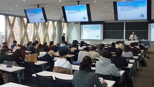 過去の金融セミナーの様子