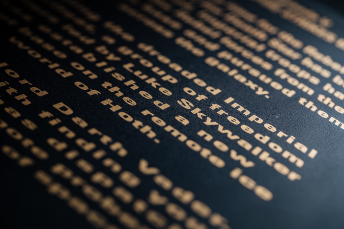 有田焼 オープニングクロール皿 (C)&(TM) Lucasfilm Ltd.