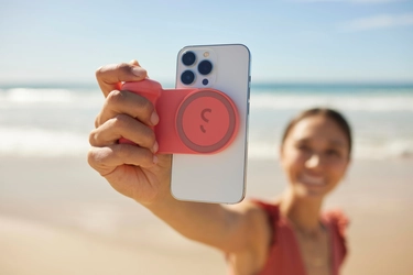 「SnapGrip」モバイルバッテリー内蔵カメラグリップ などMagSafe対応カメラアクセサリー受注開始