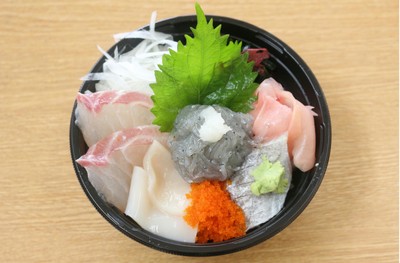 生しらす丼1,380円