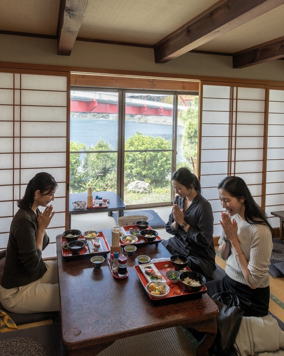 近隣の古民家食堂例