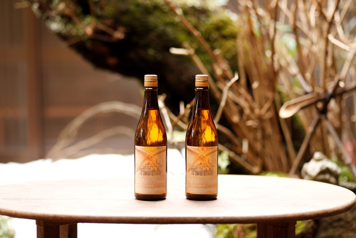 ※写真左「TAKARAYAMA米袋ラベルコシヒカリ」、写真右「TAKARAYAMA米袋ラベル新之助」