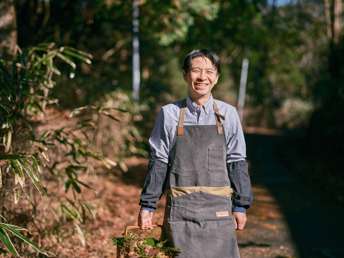 アーティスト 鈴木 泰人氏