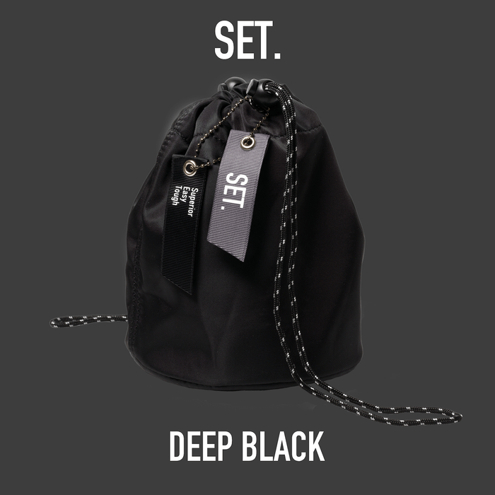 ディープブラック