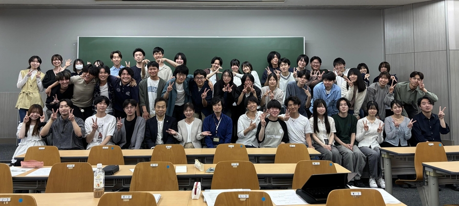 「Enjoy Learning プロジェクト」に採用された団体の学生たち
