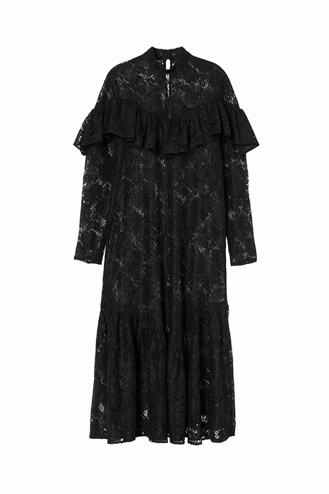 フラウンスレースワンピース￥5,999(100%リサイクルポリエステル) ※店舗: 渋谷店・新宿店・原宿店・ランドマークプラザ横浜店・二子玉川ライズ店・名古屋松坂屋店・心斎橋店・梅田店・天神店