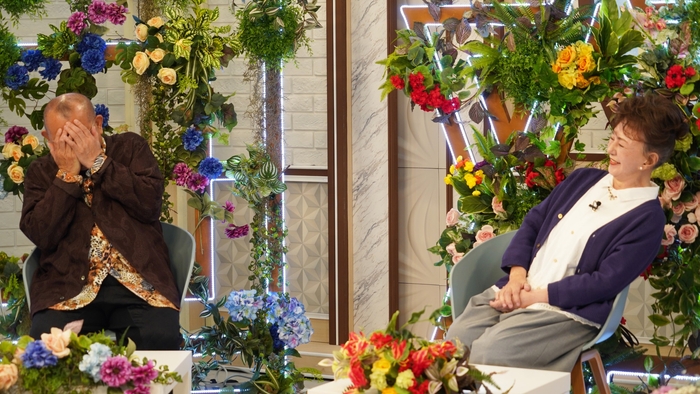 加賀さんの一言に、顔を覆う鶴瓶さん！？