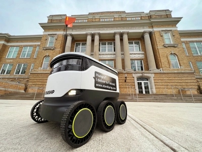 グッドイヤー、 エアレスタイヤ技術をスターシップの自律走行型ロボットに展開