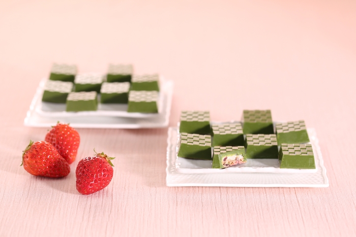 チロルチョコ<伊藤久右衛門いちご抹茶パフェ>