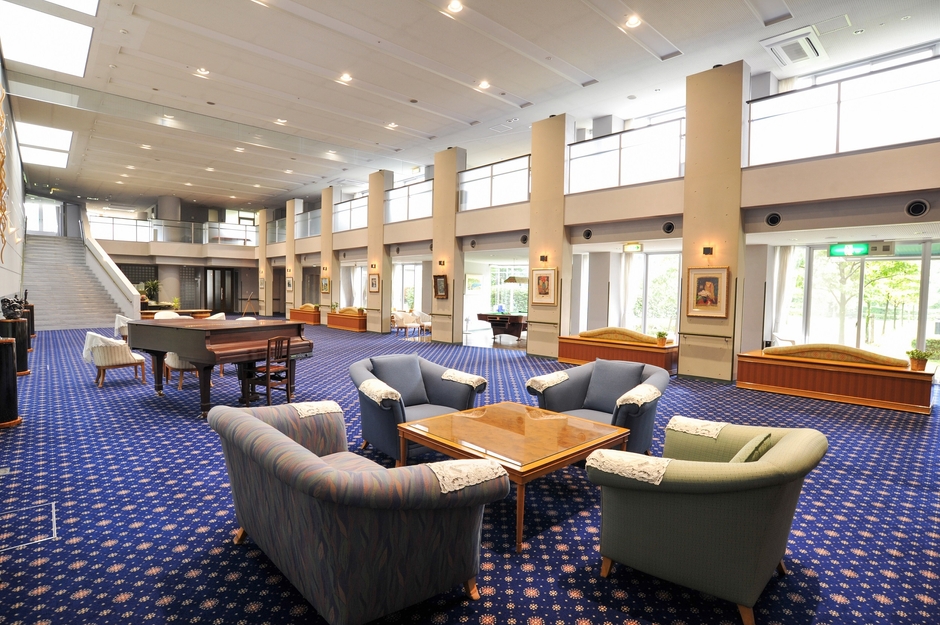 アメニティーライフ八王子＜アトリウムロビー＞