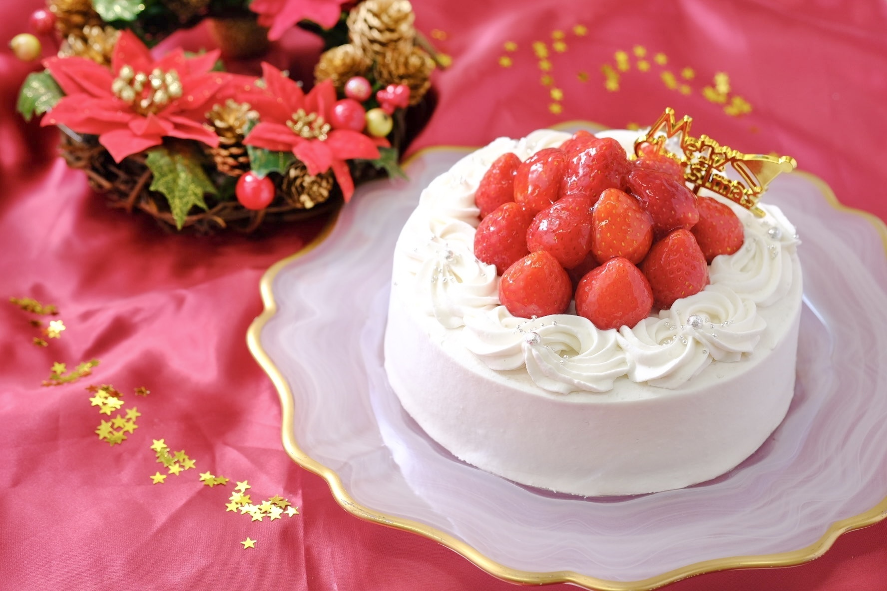 クリスマス米粉のいちごデコレーションケーキ