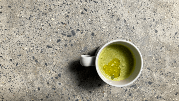 その日の新鮮な野菜を使用したポタージュは朝のホッとする時間にぴったり。