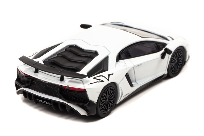 アヴェンタドールSV White Pearl:右後