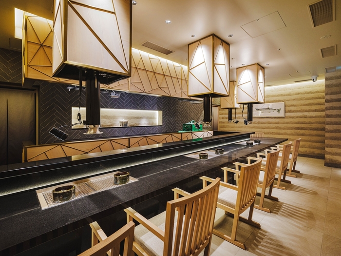 職人が目の前で炭火で焼いて提供するSUMI KITANOJI