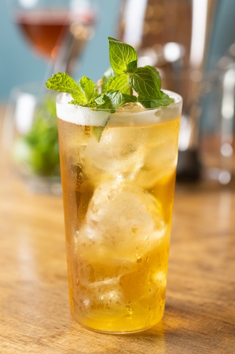 ビアカクテル「ロゼ・ツシウト」よ~く見ると謎解きのヒントがあるかもしれません