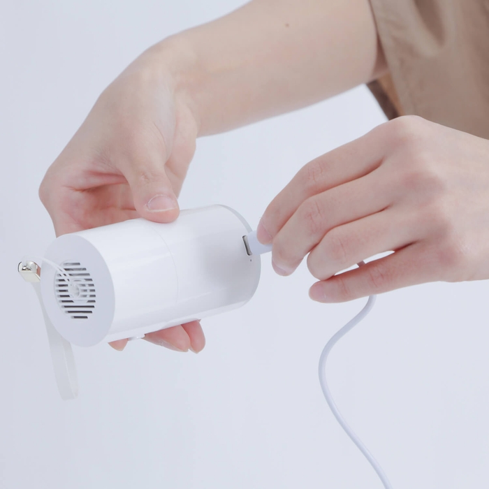 USB充電で乾電池いらず。