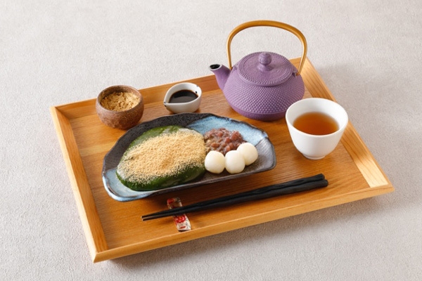 出来立て温わらび餅 お濃い抹茶味 お煎茶or玉露ほうじ茶付き