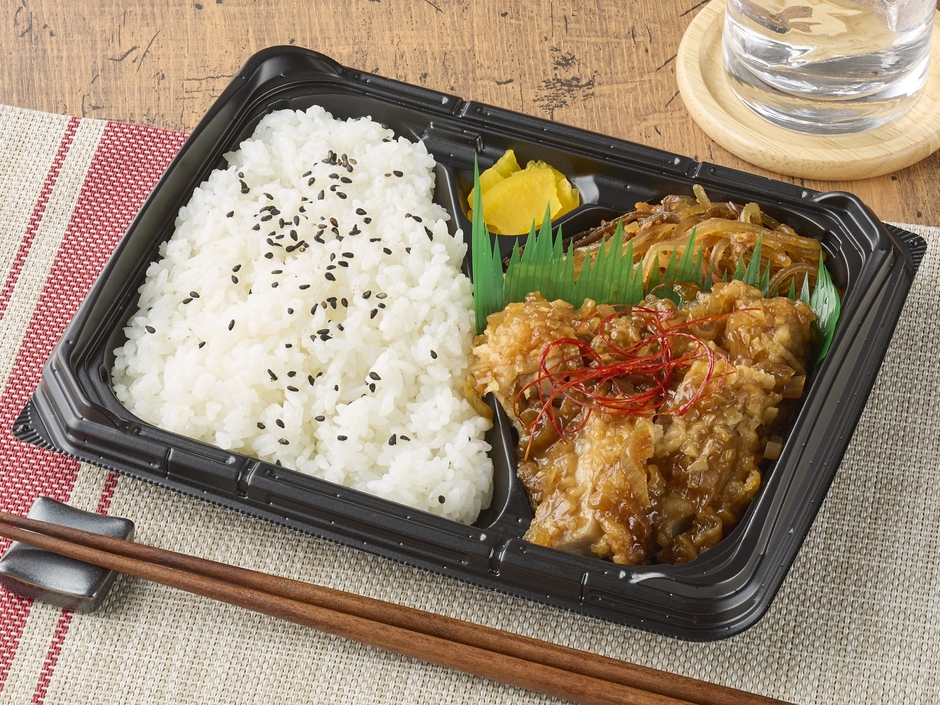 油淋鶏＆麻婆春雨弁当　通常　イメージ