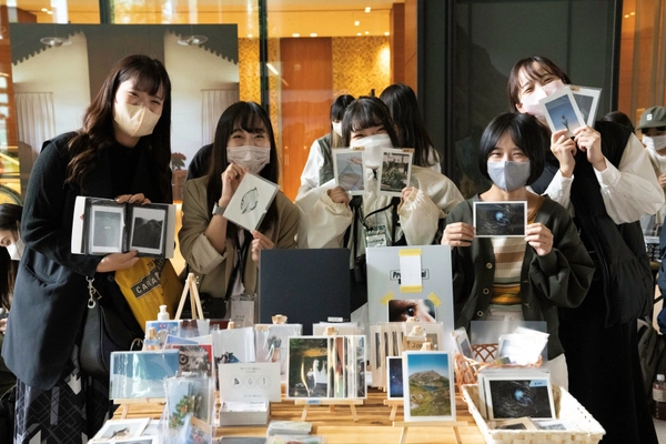 来場者43万人を突破。閉幕まで残り4日。 『T3 PHOTO FESTIVAL TOKYO 2022』イベントレポート。 ～ 写真を愛する方々の「情熱」と「活気」に満ち溢れた1か月 ～