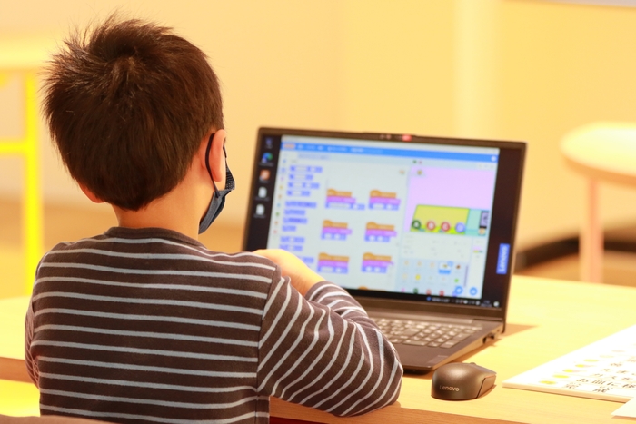 プログラミング教室の様子(2)