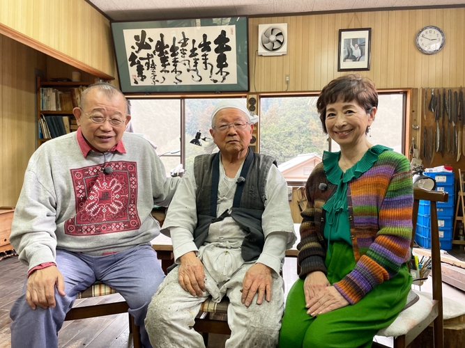 左から、鶴瓶さん、河内國平さん、阿川さん