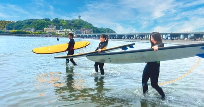 【湘南・江ノ島の海で気軽に楽しめる】ちょっとヨットビーチマリーナ江ノ島で格安の「体験サーフィン」を開始しました！