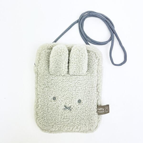 もこもこボアがふんわりキュートなミッフィーアイテムは寒い日もハッピーに！