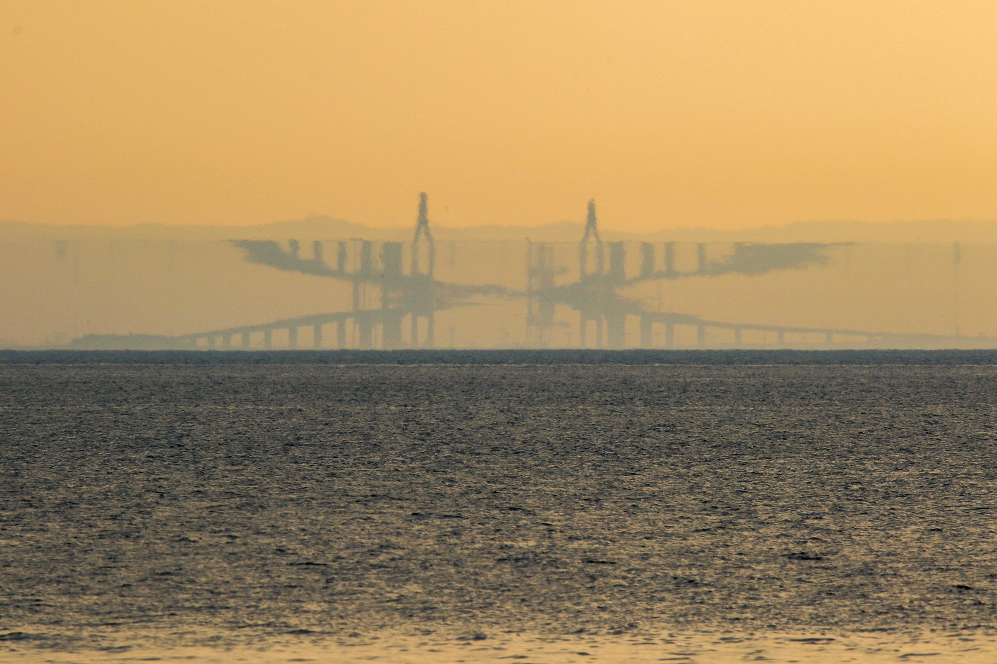 提供:魚津蜃気楼研究会