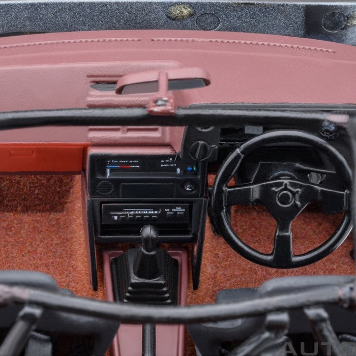 ミニカー AUTOart 1/18スケール トヨタ スプリンター トレノ (AE86) 「頭文字D」