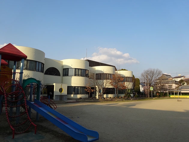 近畿⼤学九州短期⼤学附属幼稚園