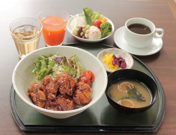 ランチ：照り焼きチキン丼