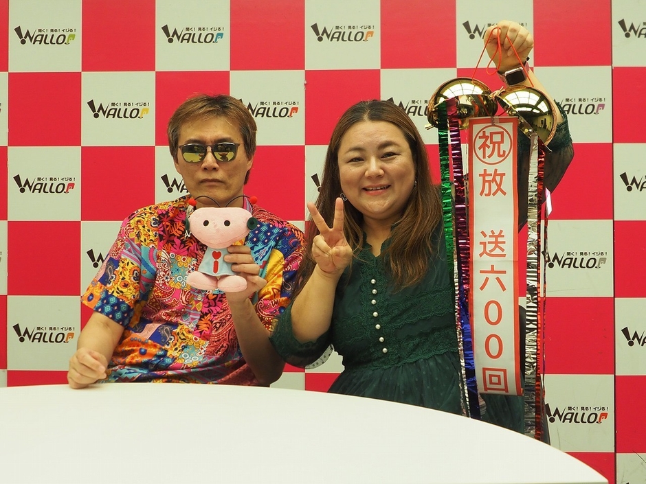 左からMars Babyを持つGODとSIZUKU