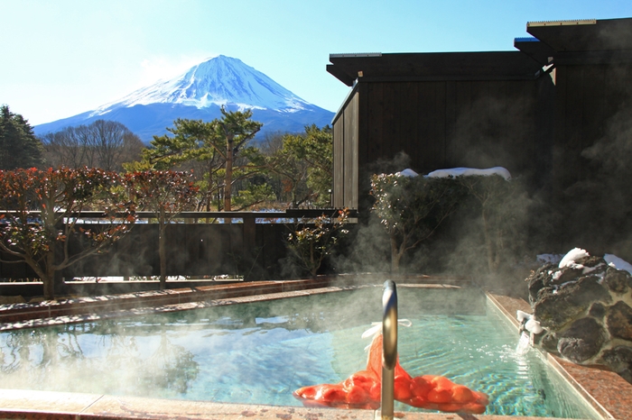 富士山の眺望が抜群の「パノラマ風呂」